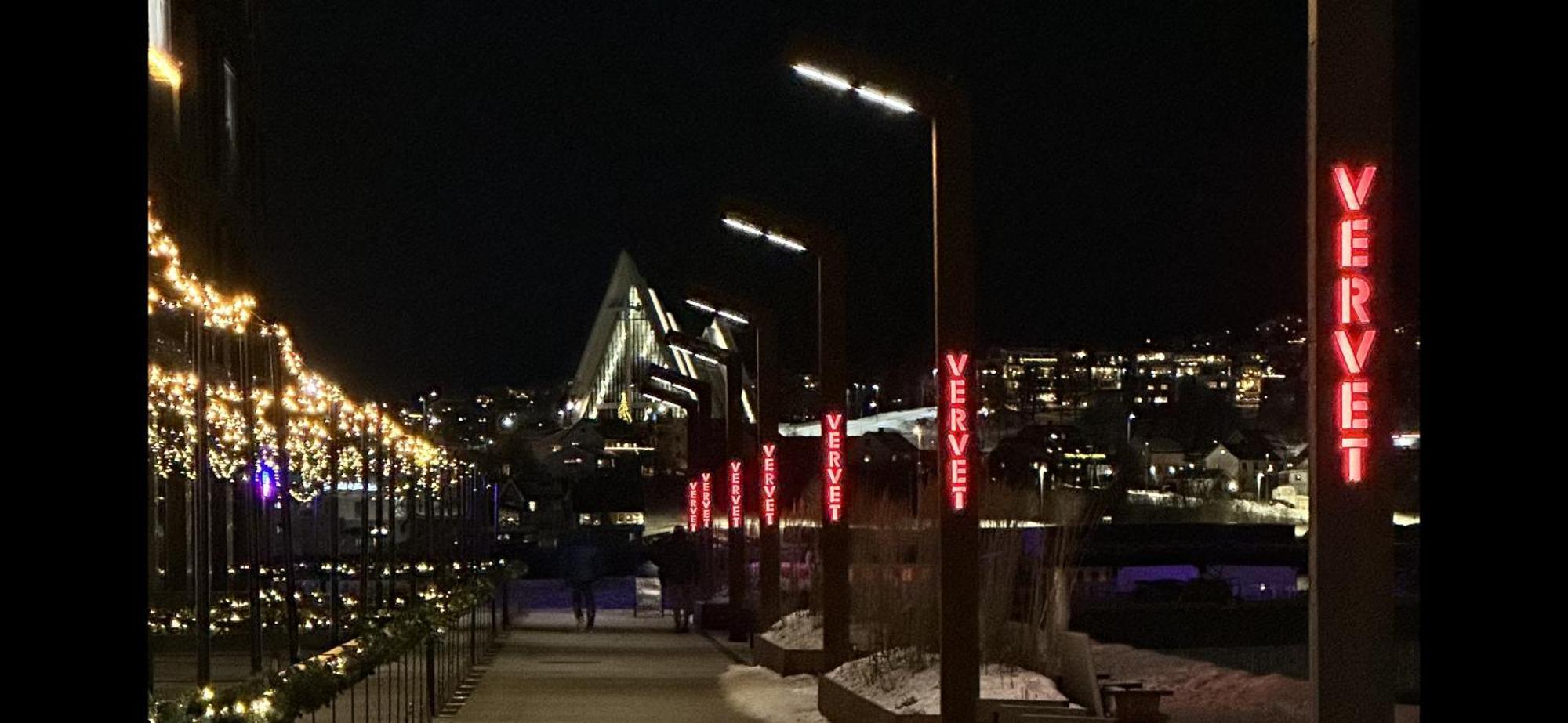 Thenorthernexplorer Penthouse Tromso Exterior photo